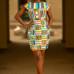 Robe Courte Ajustée en Wax "Éclat Teranga"