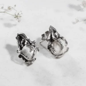 Bijoux en perles ou orfèvrerie